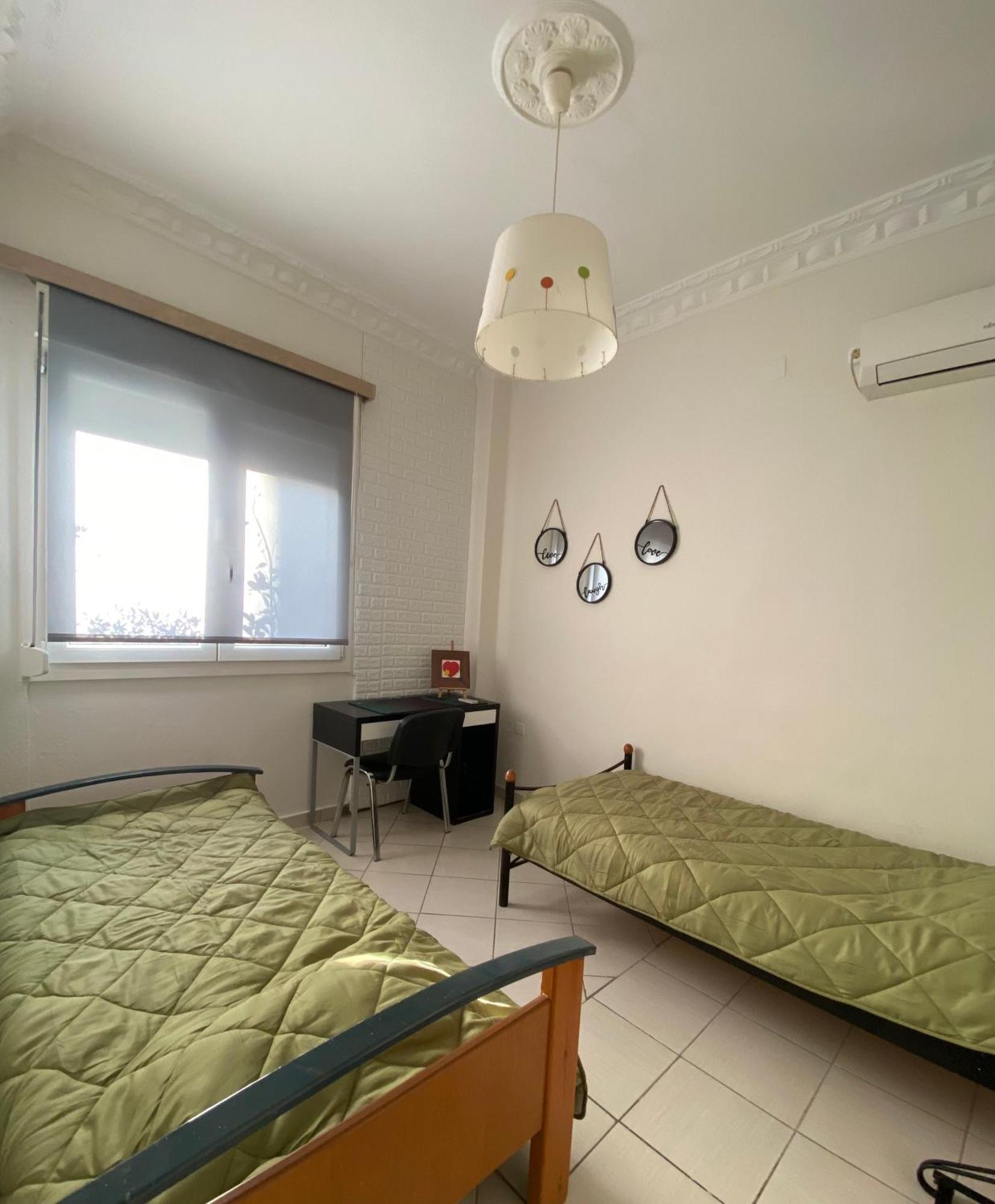 אתונה Apostolis Apartment מראה חיצוני תמונה